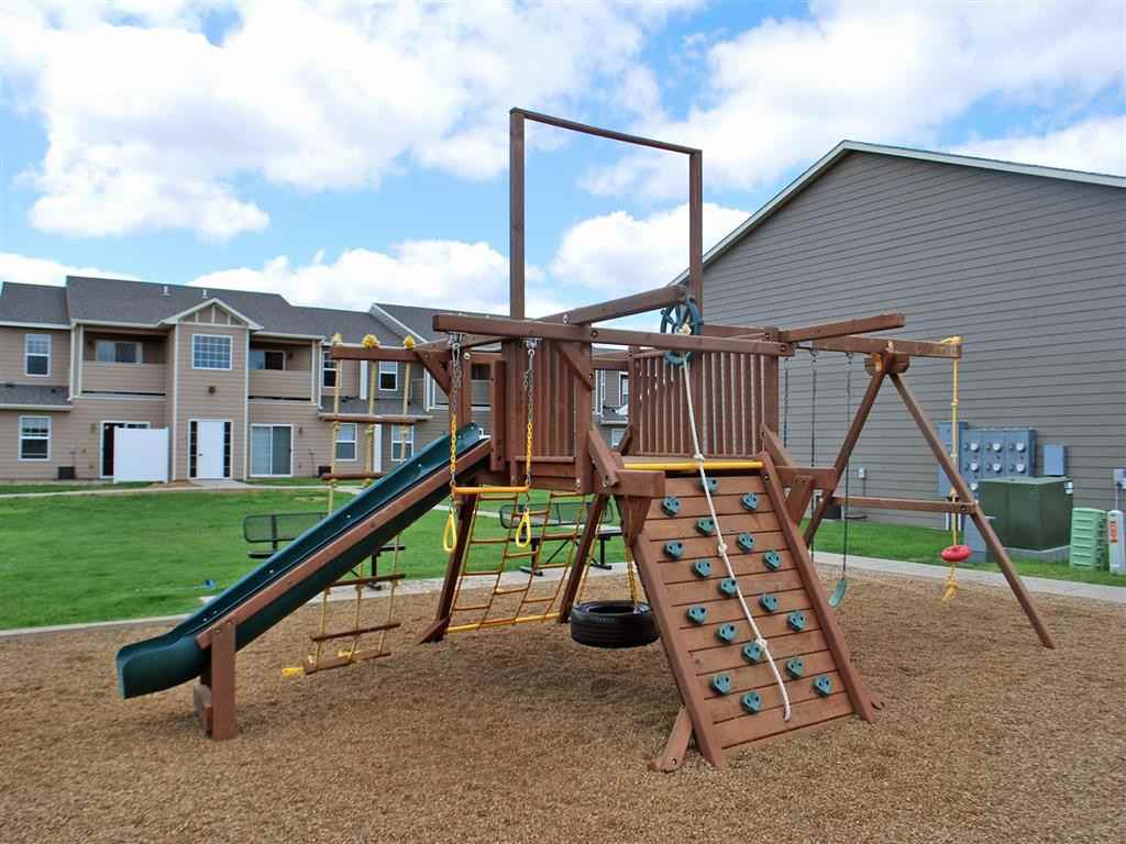 West Briar Commons - Photo 2 of 21