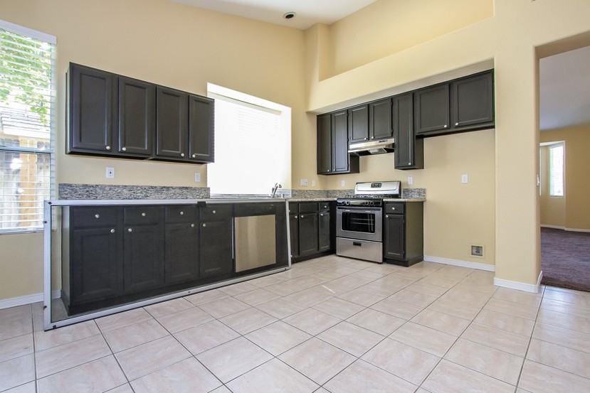 7416 Sutters Mill St - Photo 3 of 15