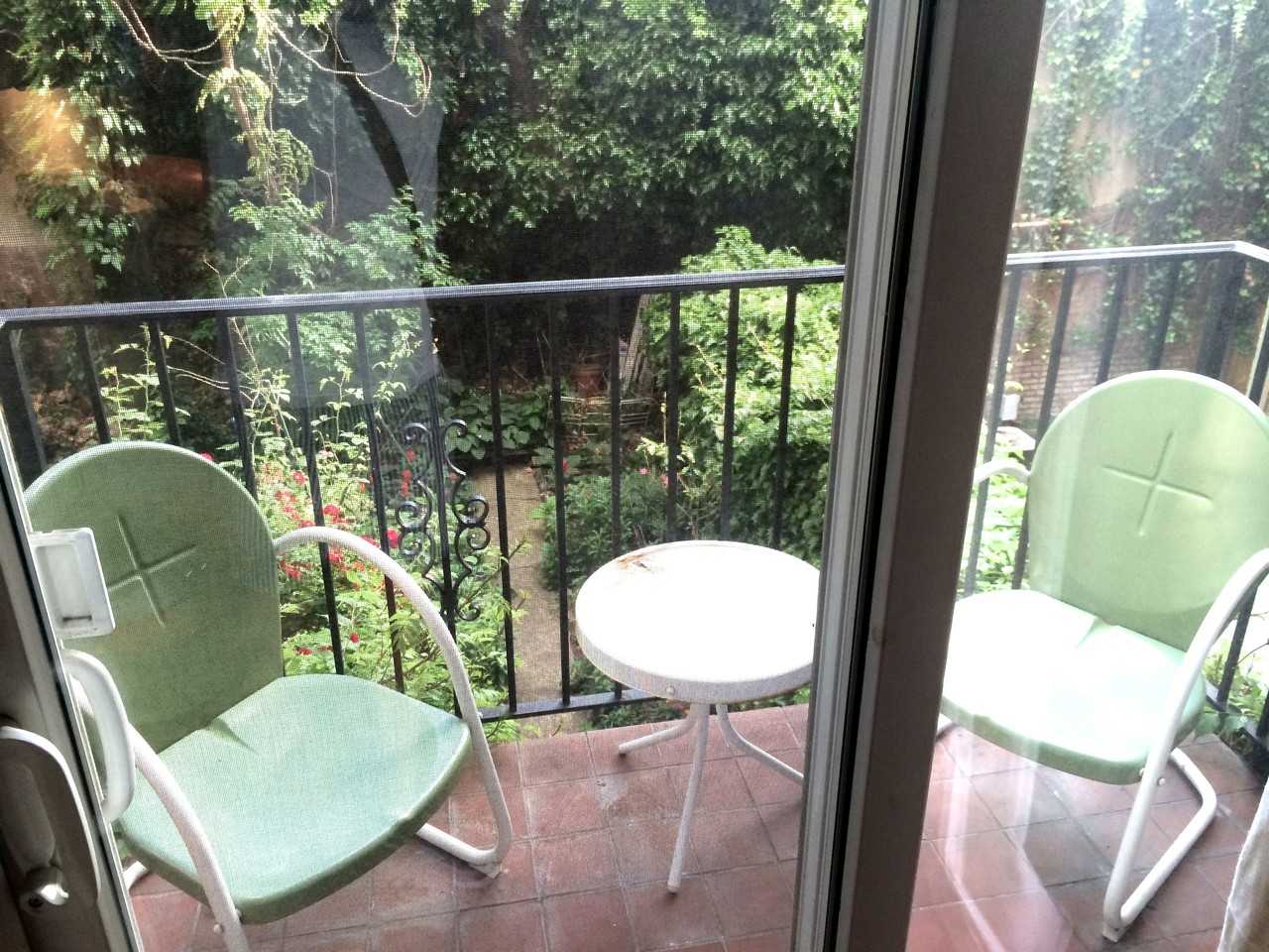 8th Ave & West 21st St