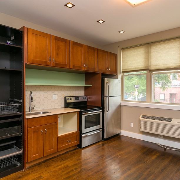 167 Tompkins Avenue #1f