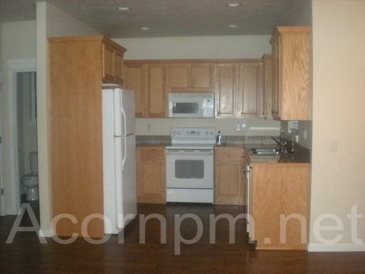 5565 King Arthur Ct - Photo 3 of 7