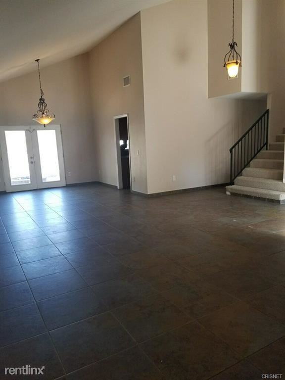 32986 Old Miner Rd - Photo 2 of 10