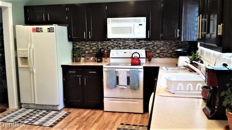 655 E Riviera Cir - Photo 3 of 11