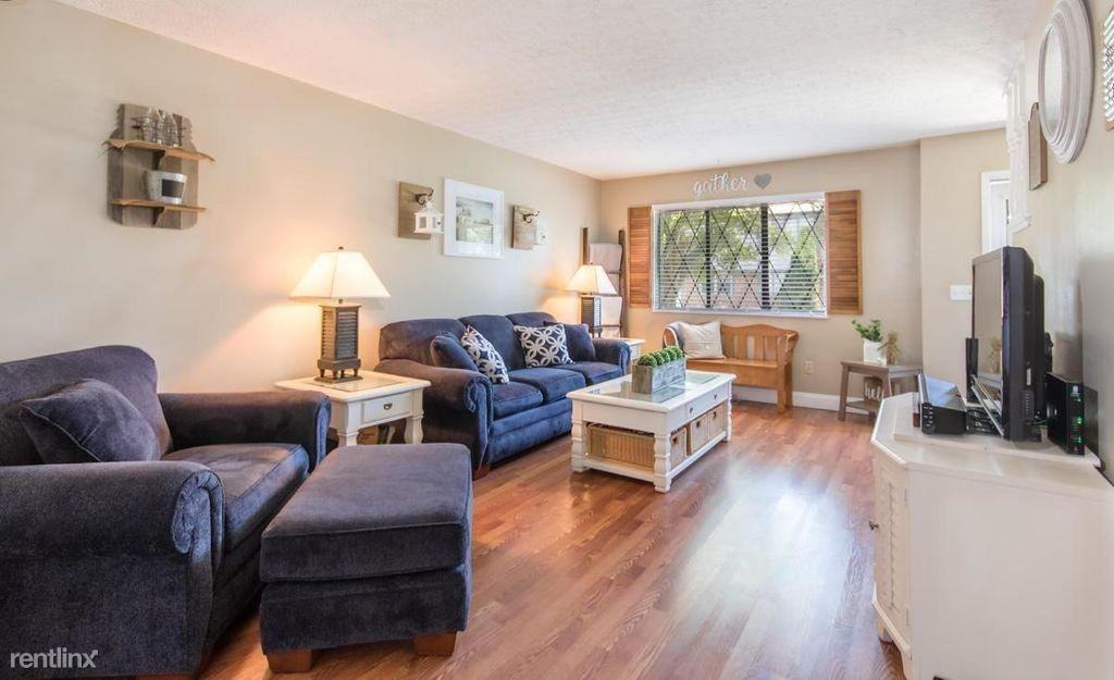 1937 Slaton Ct - Photo 2 of 9