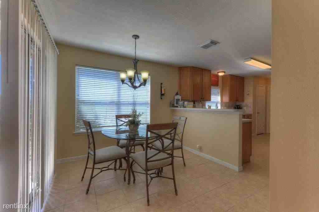 17503 S Summit Canyon Dr - Photo 2 of 9