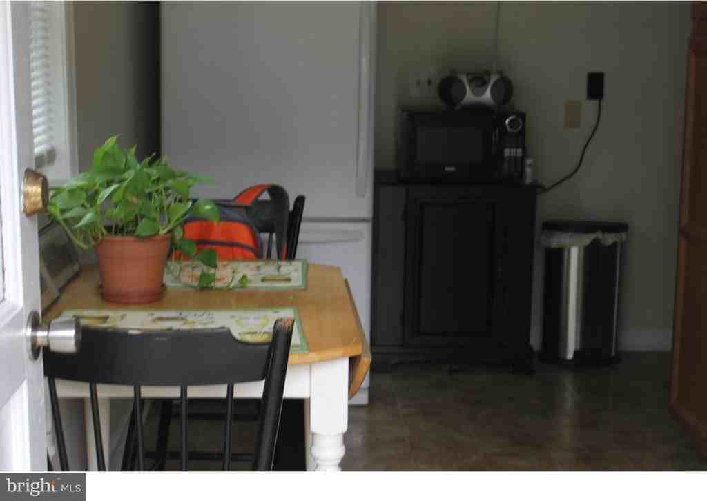 717 Glassboro Rd - Photo 3 of 6