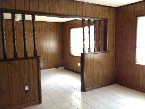 3060 Newton Dr - Photo 3 of 7