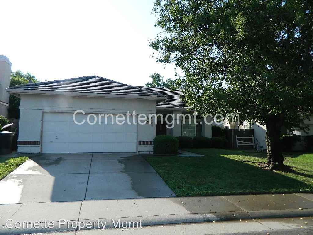 2628 La Croix Dr - Photo 2 of 9