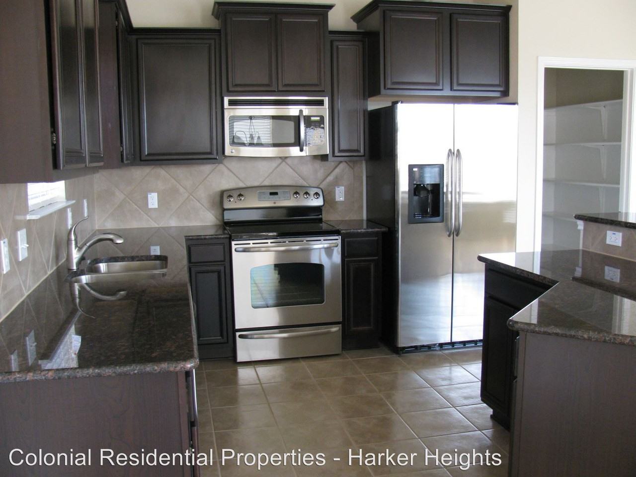 6202 Suellen Ln - Photo 3 of 26