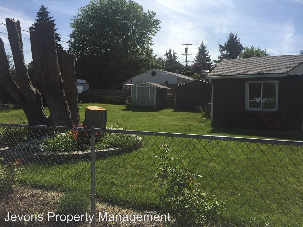 708 N 48th Ave - Photo 3 of 43