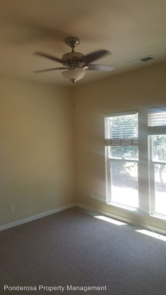 1438 Bennett Rd - Photo 3 of 7