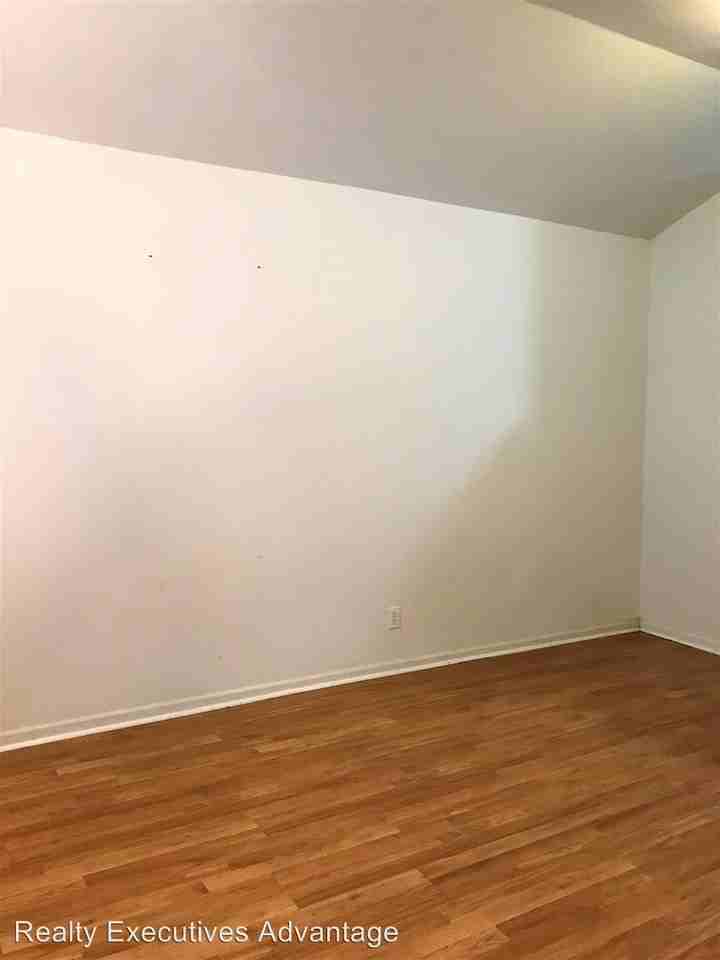 1517 Church St - Photo 3 of 10