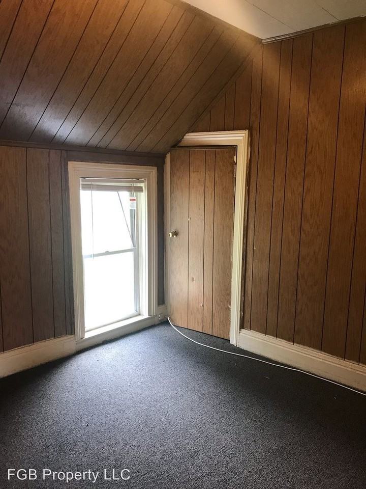 85/93 Ackerman - Photo 2 of 5