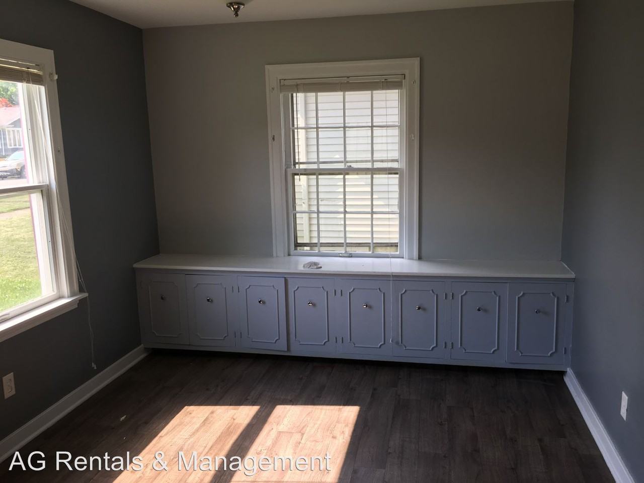 4417 Fairfield Ave - Photo 3 of 10