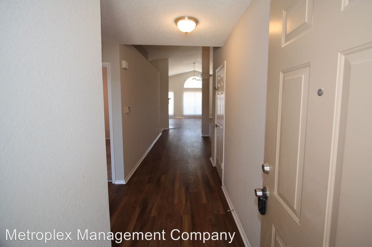 9028 Brushy Creek Trail - Photo 2 of 14