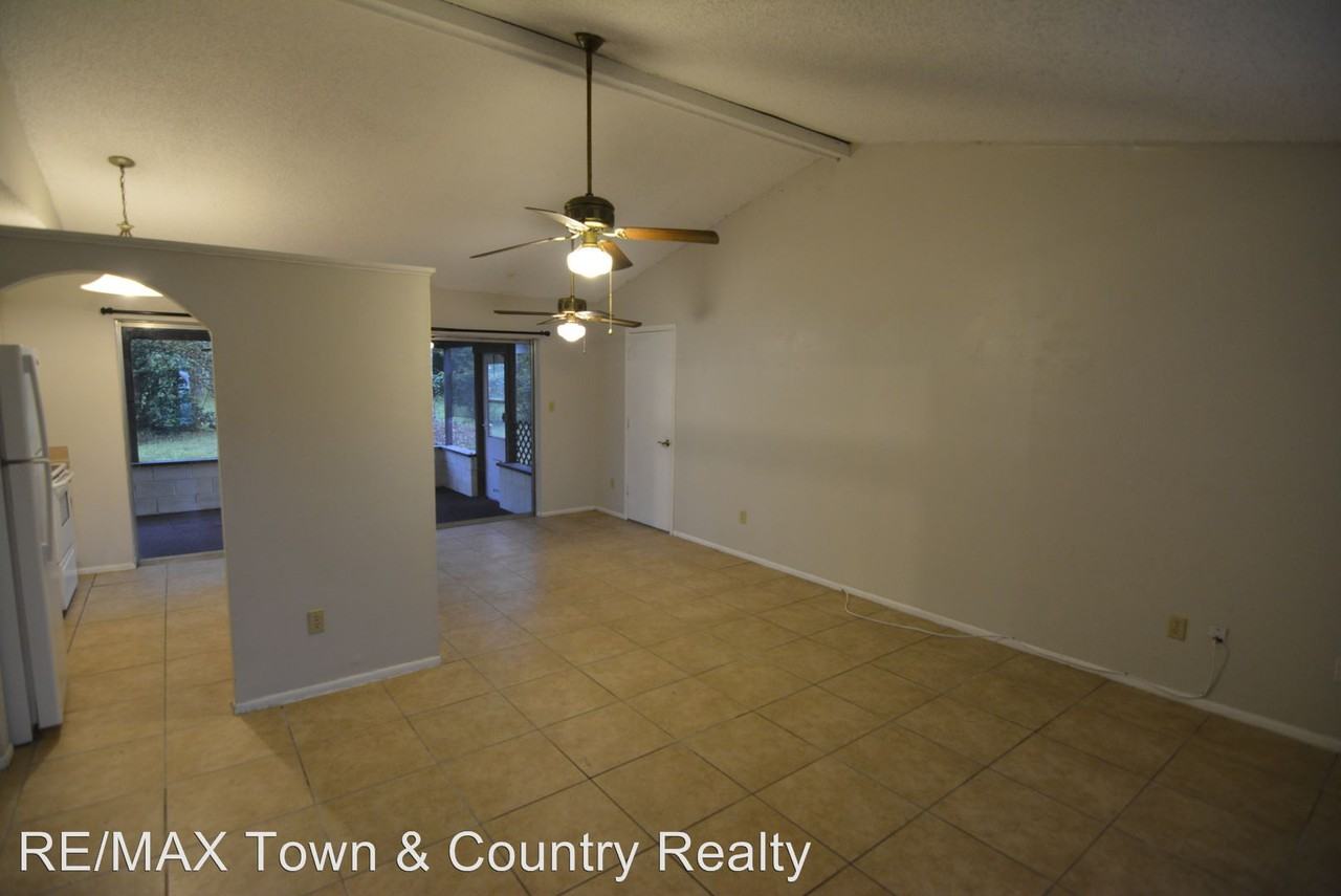 205 Spoonwood Ct - Photo 3 of 20