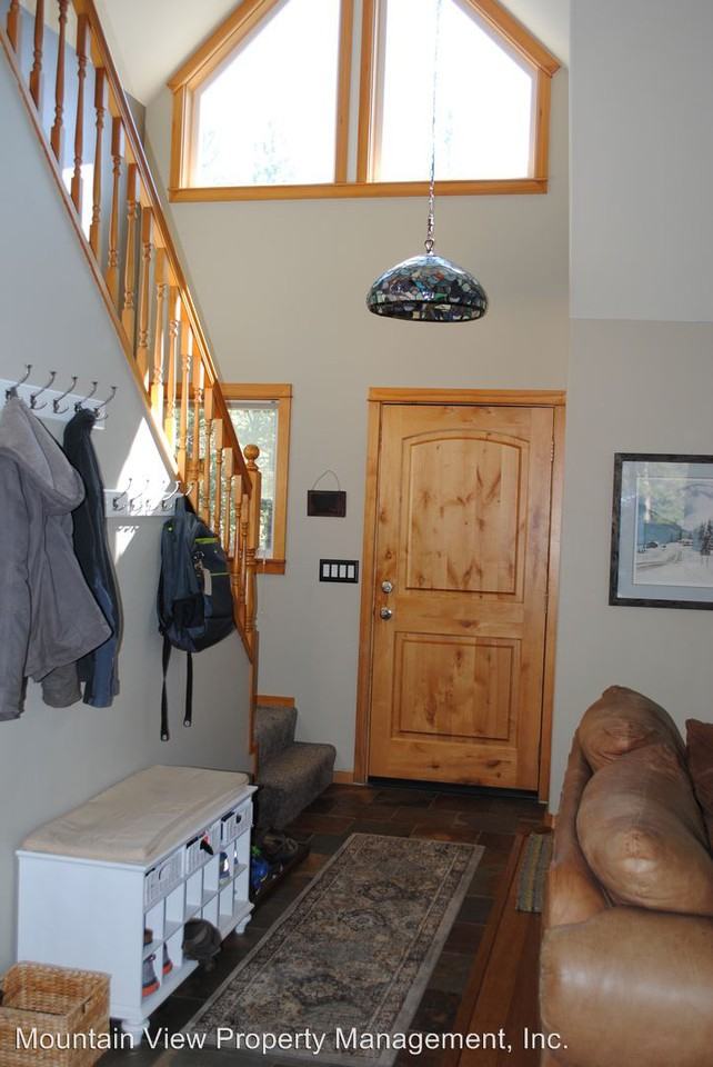 54955 Pinewood Ave - Photo 2 of 22