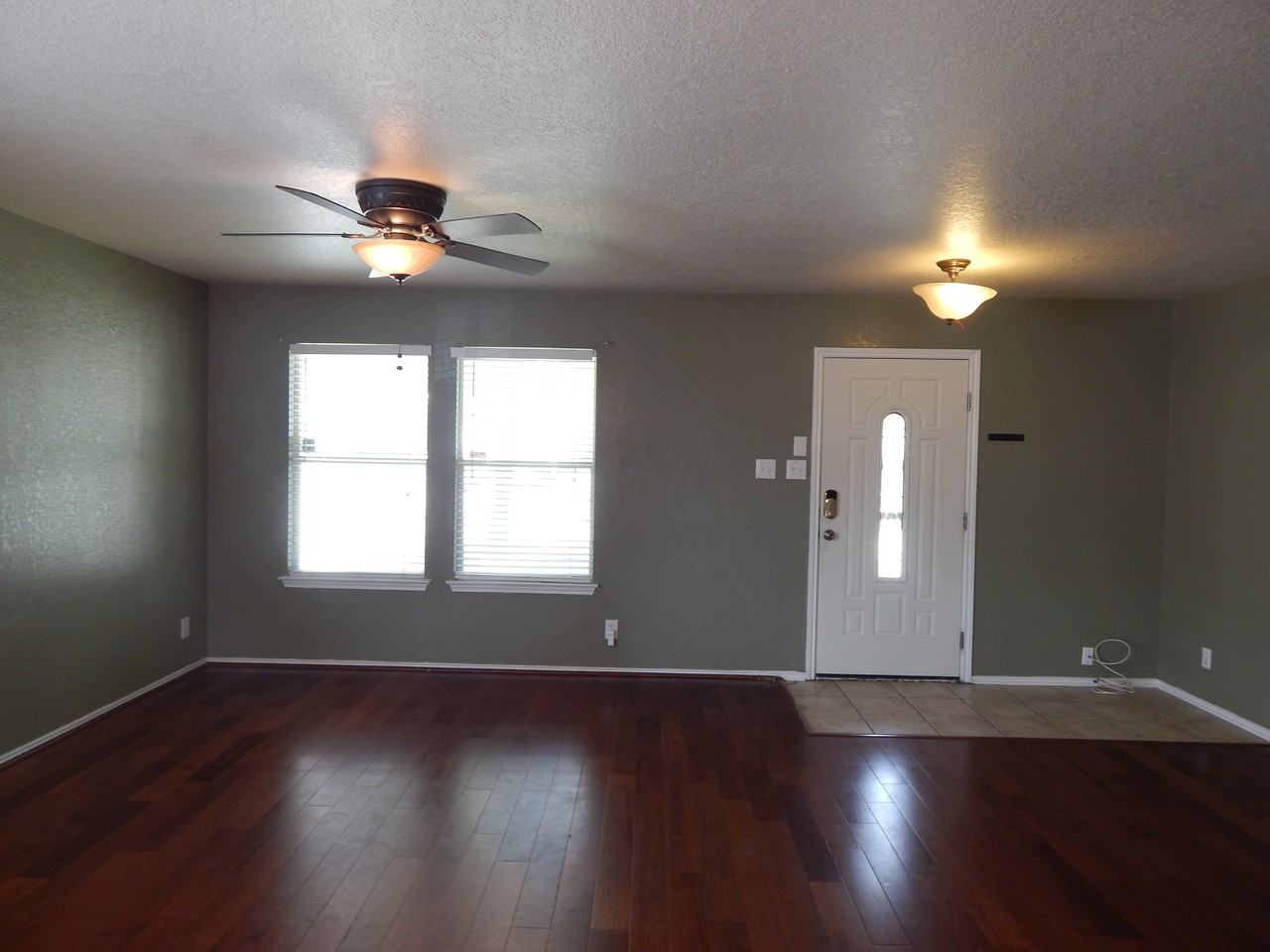 11502 Forest Branch - Photo 3 of 24
