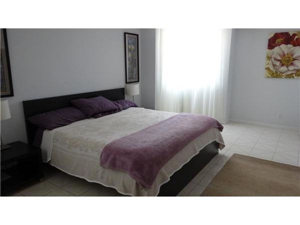 1904 S Ocean Dr - Photo 2 of 11