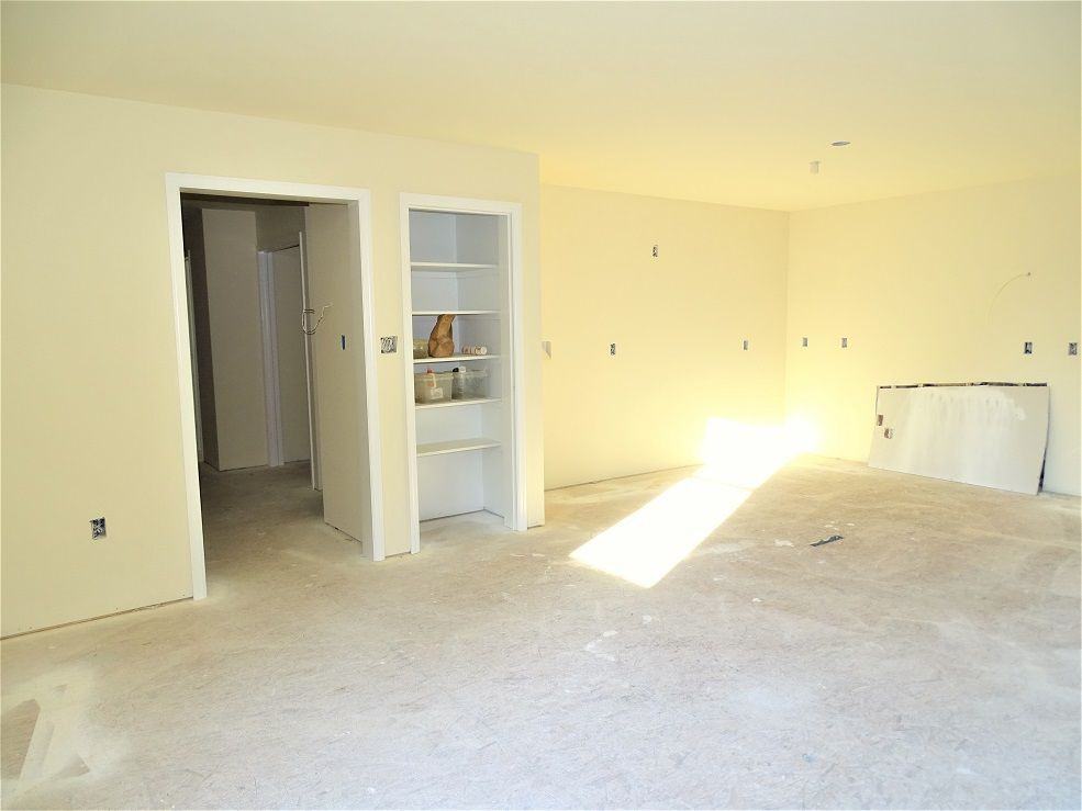 247 Wildflower Dr - Photo 2 of 11