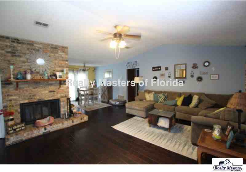 4225 Chezarae Dr - Photo 3 of 23