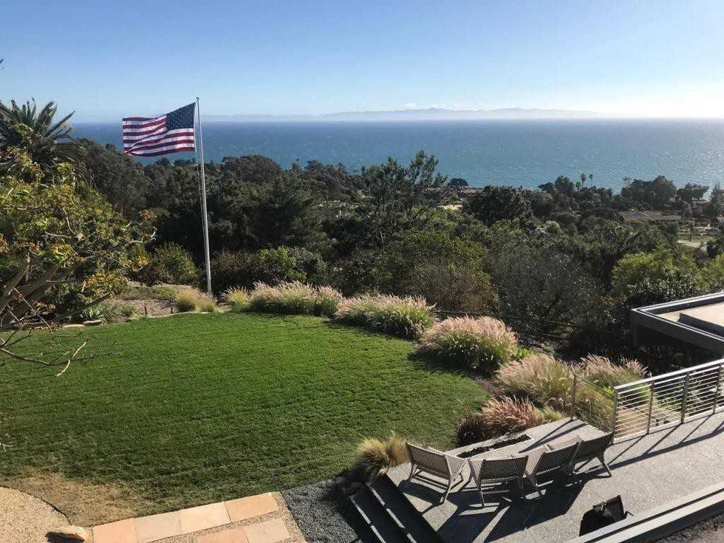 734 Sea Ranch Dr - Photo 3 of 24