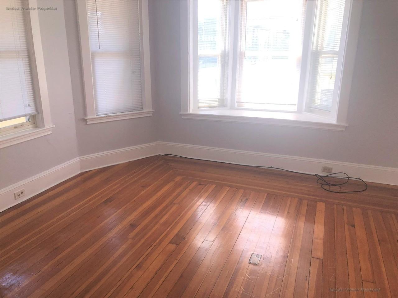 117 Thomas E. Burgin Pkwy 1 - Photo 2 of 13