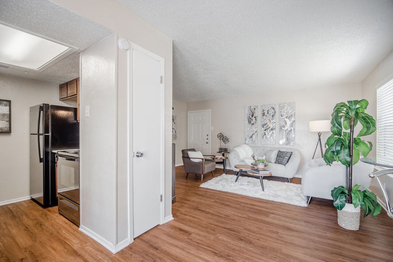 Parkwood Apartments - Photo 2 of 15