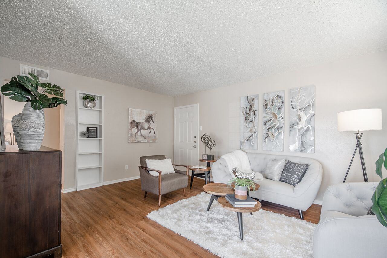 Parkwood Apartments - Photo 6 of 15