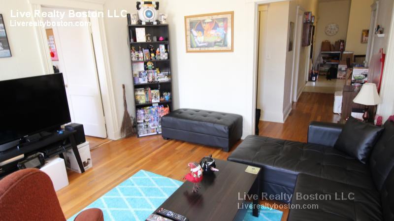 Egremont Road #10 - Photo 2 of 8