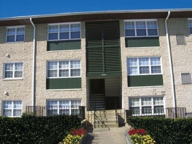 Forest Village Apartments 1300 Forest Village, Fredericksburg, VA