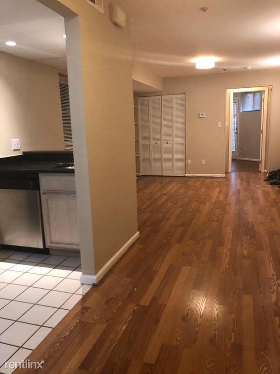 1824 17th St NW - Photo 3 of 9