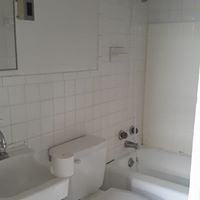 228 W 20th St - Photo 2 of 12