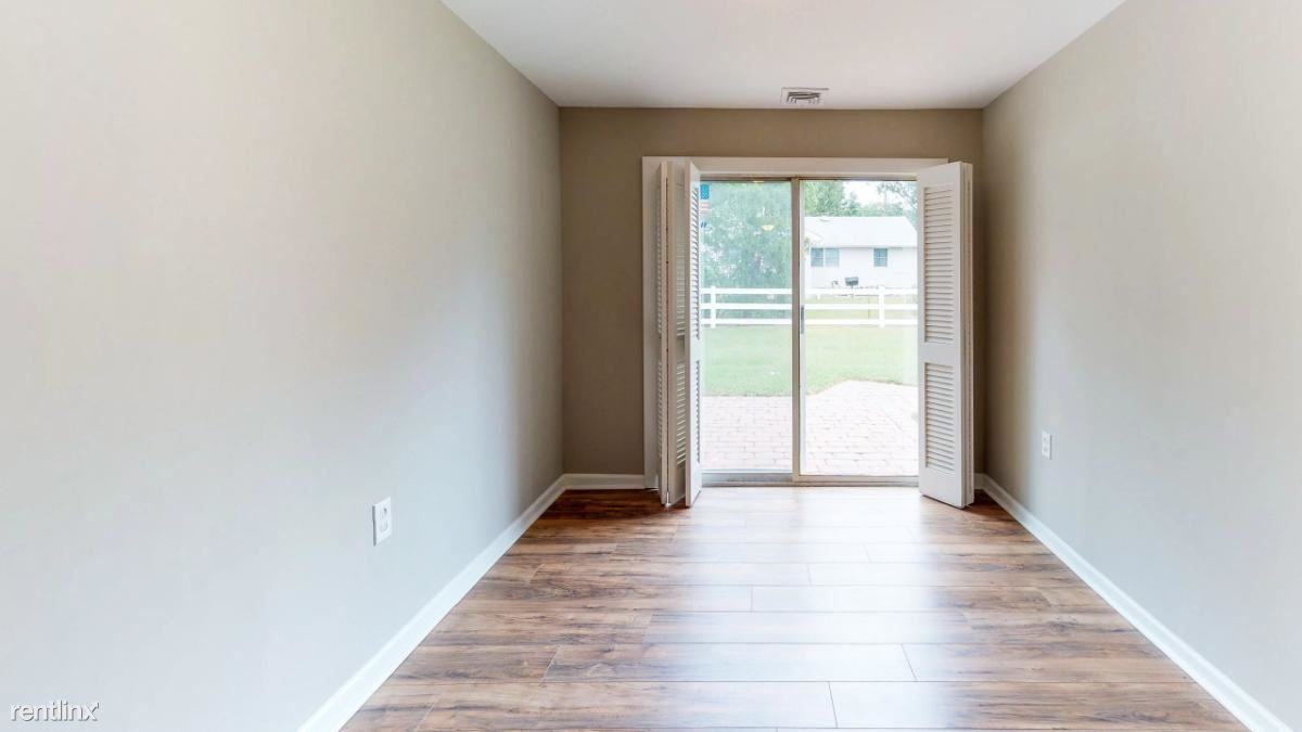 515 Williams Ave - Photo 3 of 19