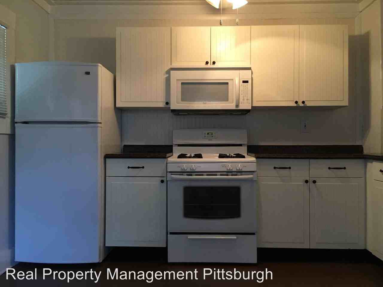 1337 Beechwood Blvd - Photo 2 of 8