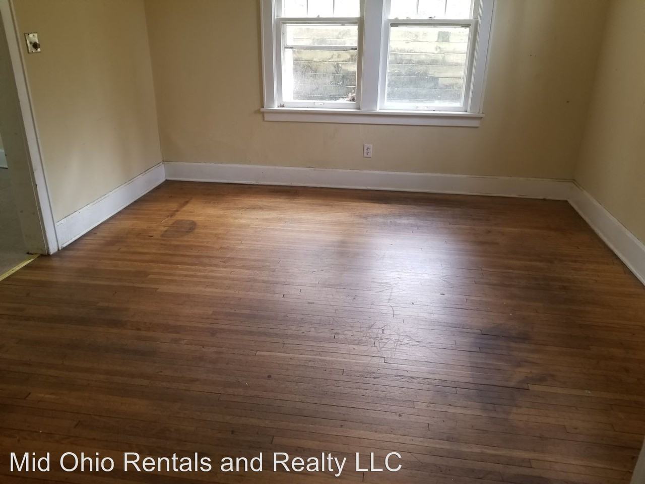 36 Carlisle Pl - Photo 3 of 8