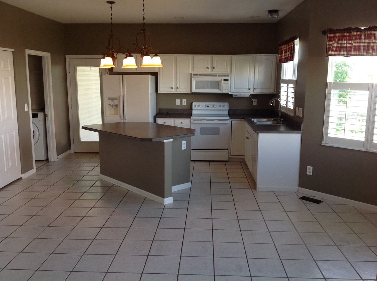 14 Milkweed Pl - Photo 3 of 21