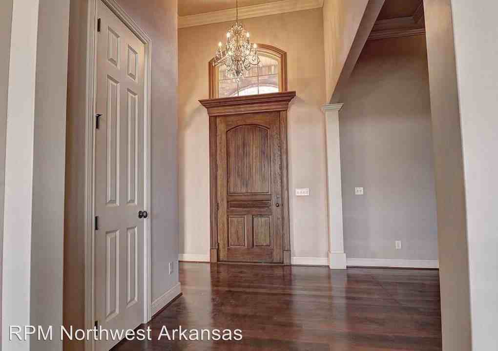 5512 S Turnberry Rd - Photo 2 of 27