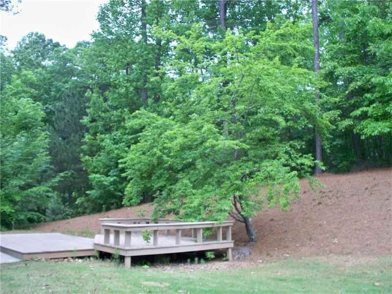 300 Sablewood Dr - Photo 2 of 23