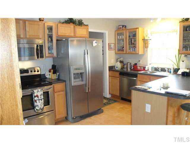 3703 Summer Springs Dr - Photo 3 of 10