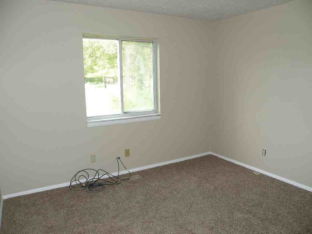 1233 Bell Rd - Photo 3 of 17