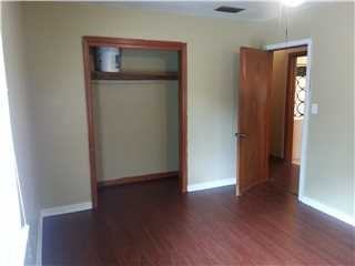 2562 Pleasant Valley Rd - Photo 3 of 10