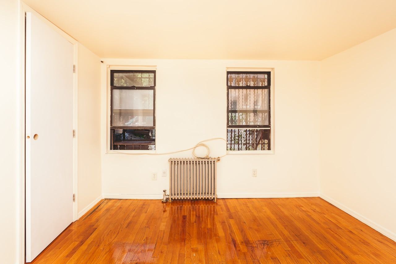 318 Hart Street #25DE