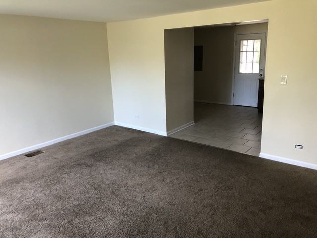 4617 W 88th St - Photo 3 of 10