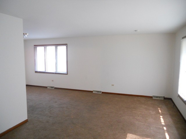 344 Lerose Dr - Photo 3 of 8