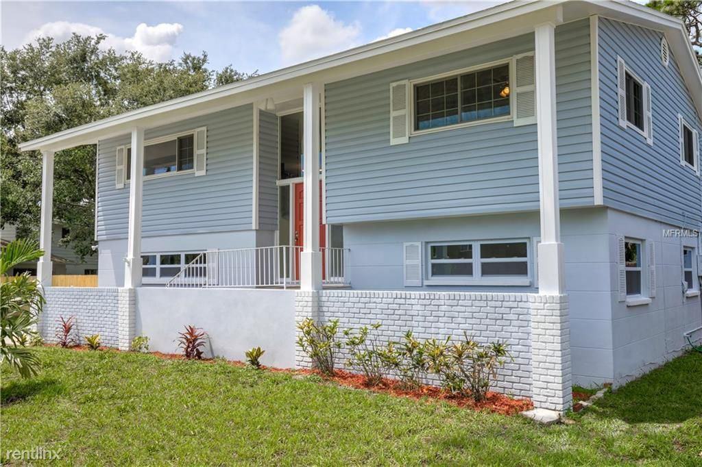 7314 Danbury Way - Photo 3 of 32