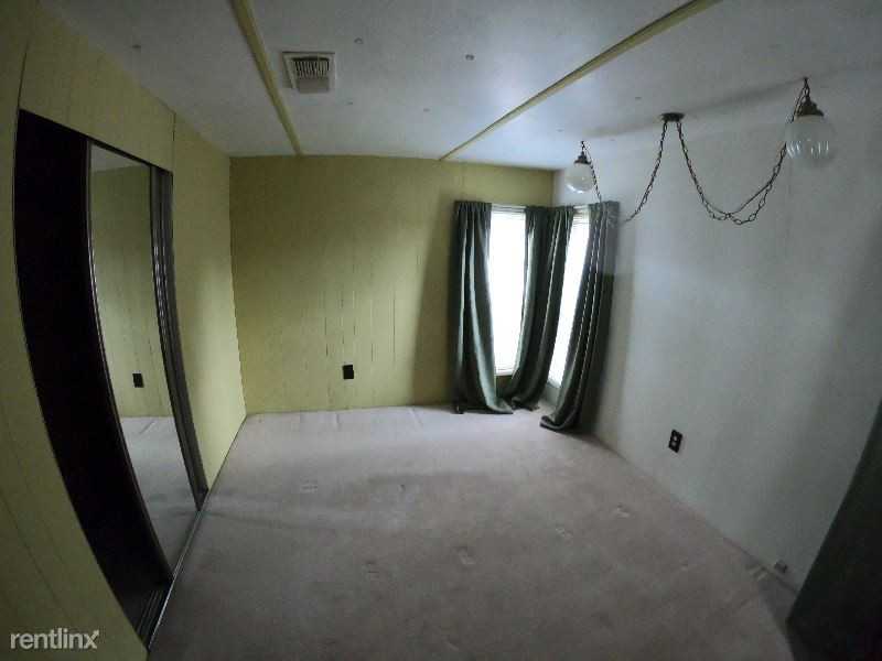 602 3rd St - Photo 3 of 8