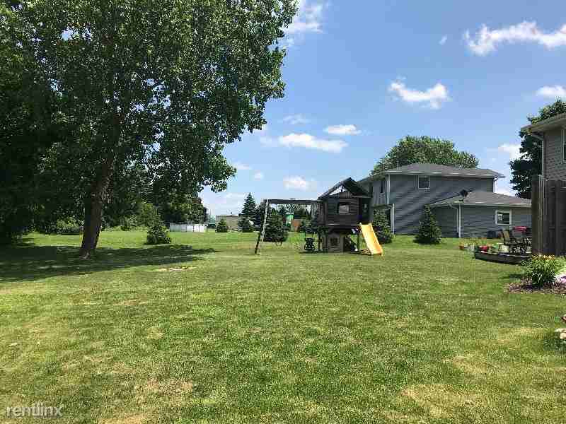 26600 Long Lake Rd - Photo 3 of 13