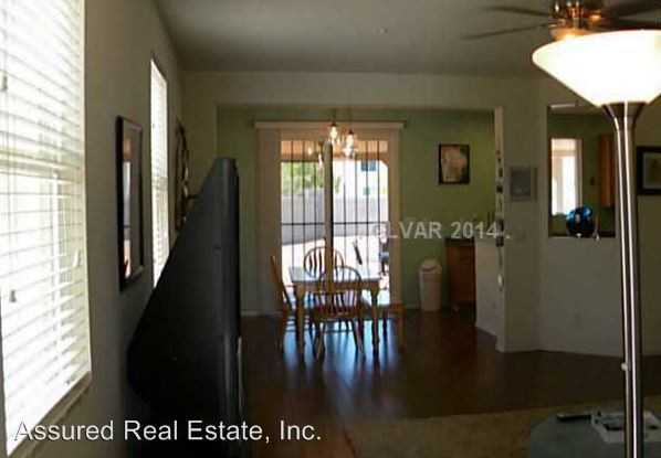 9293 Palmetto Park Ct - Photo 3 of 12
