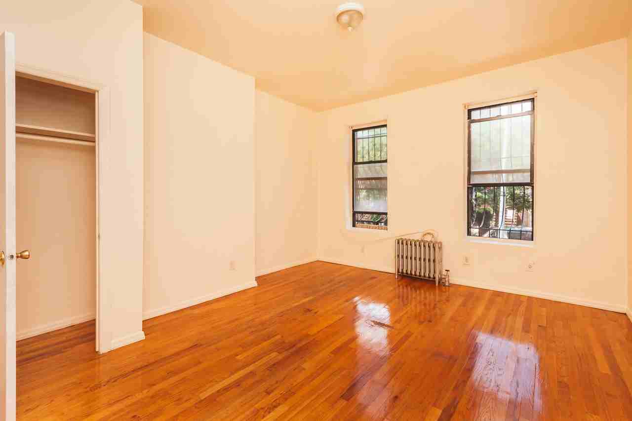 318 Hart Street #35BB